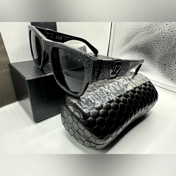 🏆Philipp Plein ICON SPP042S COL.700S‼️Size 54-23-145‼️Stunning🏆 - Picture 9 of 15